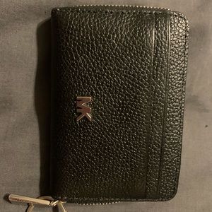 michael kors wallet perfect condition